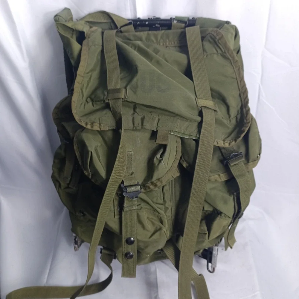Vintage US Military Alice LC-1 Medium Field Pack Combat Backpack Green Frame